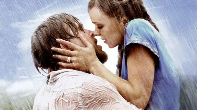 Frasi di Nicholas Sparks: 13 messaggi d'amore per San Valentino nicholas sparks