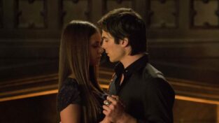 The Vampire Diaries 8: prime foto Delena con Ian Somerhalder e Nina Dobrev?