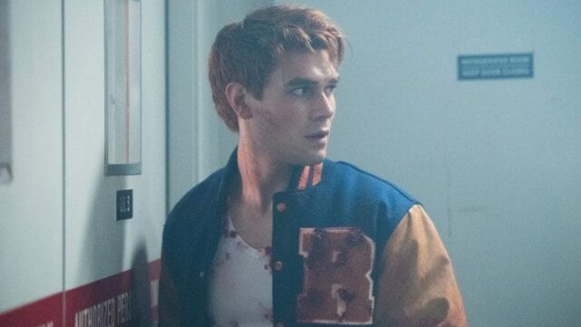 Riverdale 2x01 anticipazioni e foto