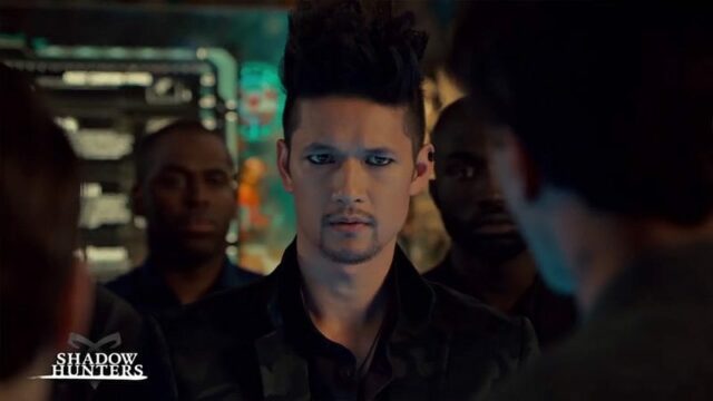 Shadowhunters 3x02 anticipazioni: gli stregoni in pericolo