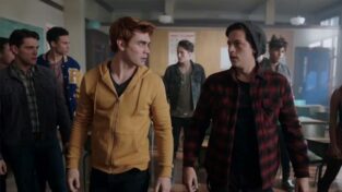 Riverdale 2x20 streaming: i sospetti di Betty, disordini in città, Cheryl in pericolo