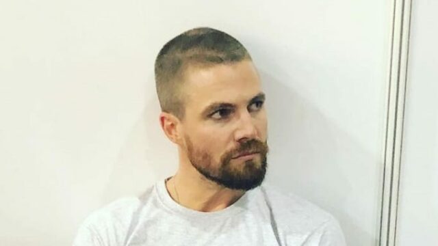 Stephen Amell di Arrow scambiato per un collega: il racconto dell'attore