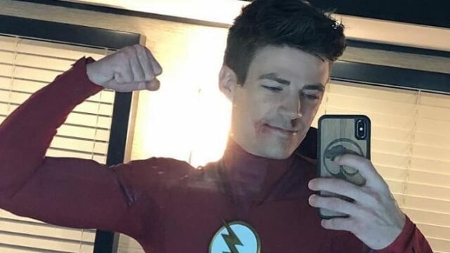 The Flash 5 nuovo costume: Grant Gustin mostra ufficialmente la nuova tuta