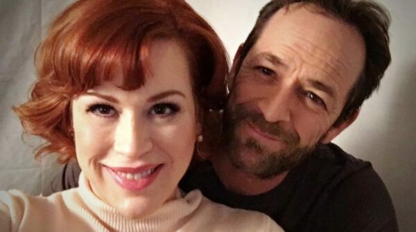 Molly Ringwald Luke Perry Riverdale Mary Fred Andrews