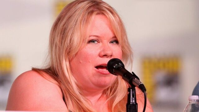 Julie Plec The Beach