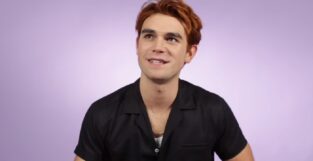 kj apa riverdale