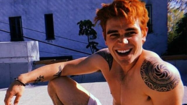 compleanno kj apa