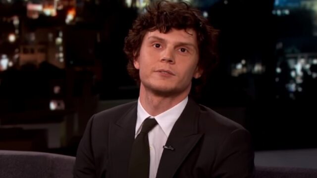 evan peters razzismo