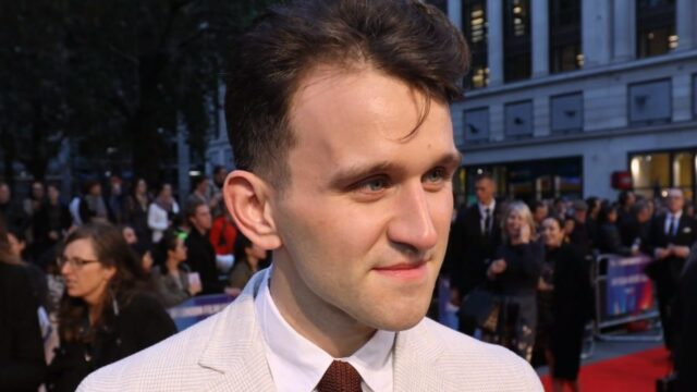 harry melling