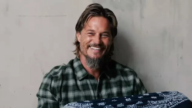 Travis Fimmel protagonista serie TV Black Snow