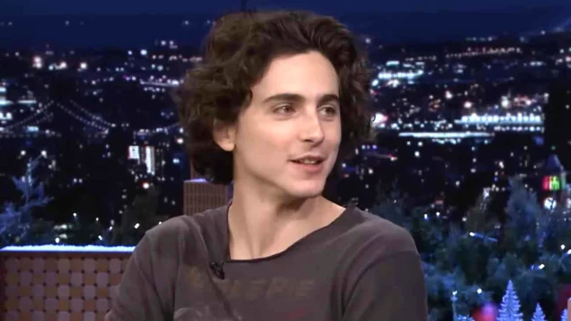 Timothée Chalamet irriconoscibile set Marty Supreme